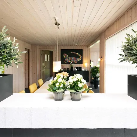8 Person Holiday In Bl Vand Blåvand