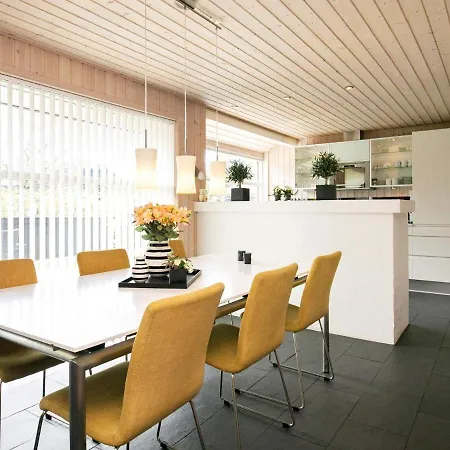Ferienhaus 8 Person Holiday In Bl Vand