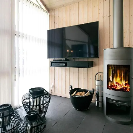 8 Person Holiday In Bl Vand Ferienhaus Blåvand